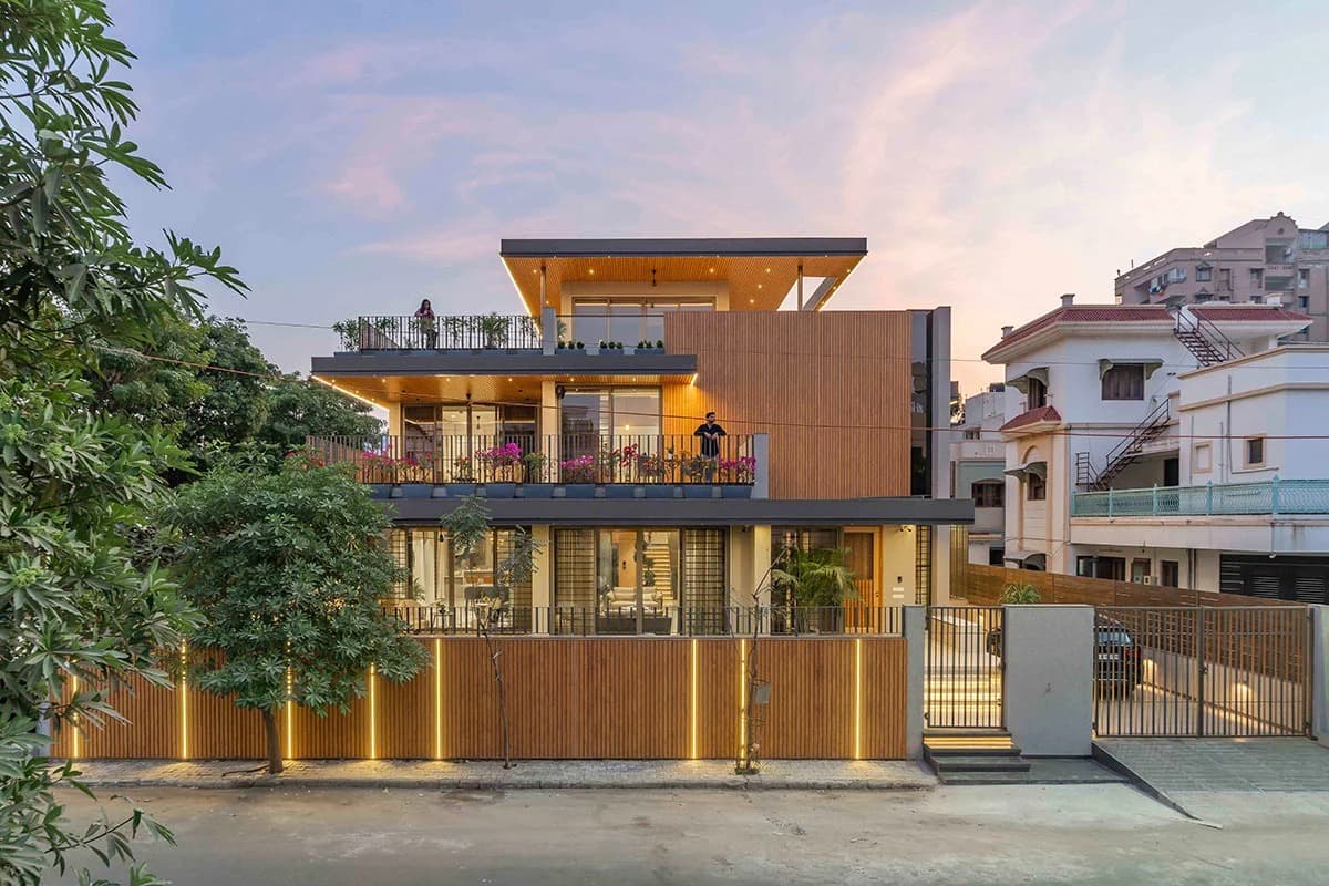 Element House