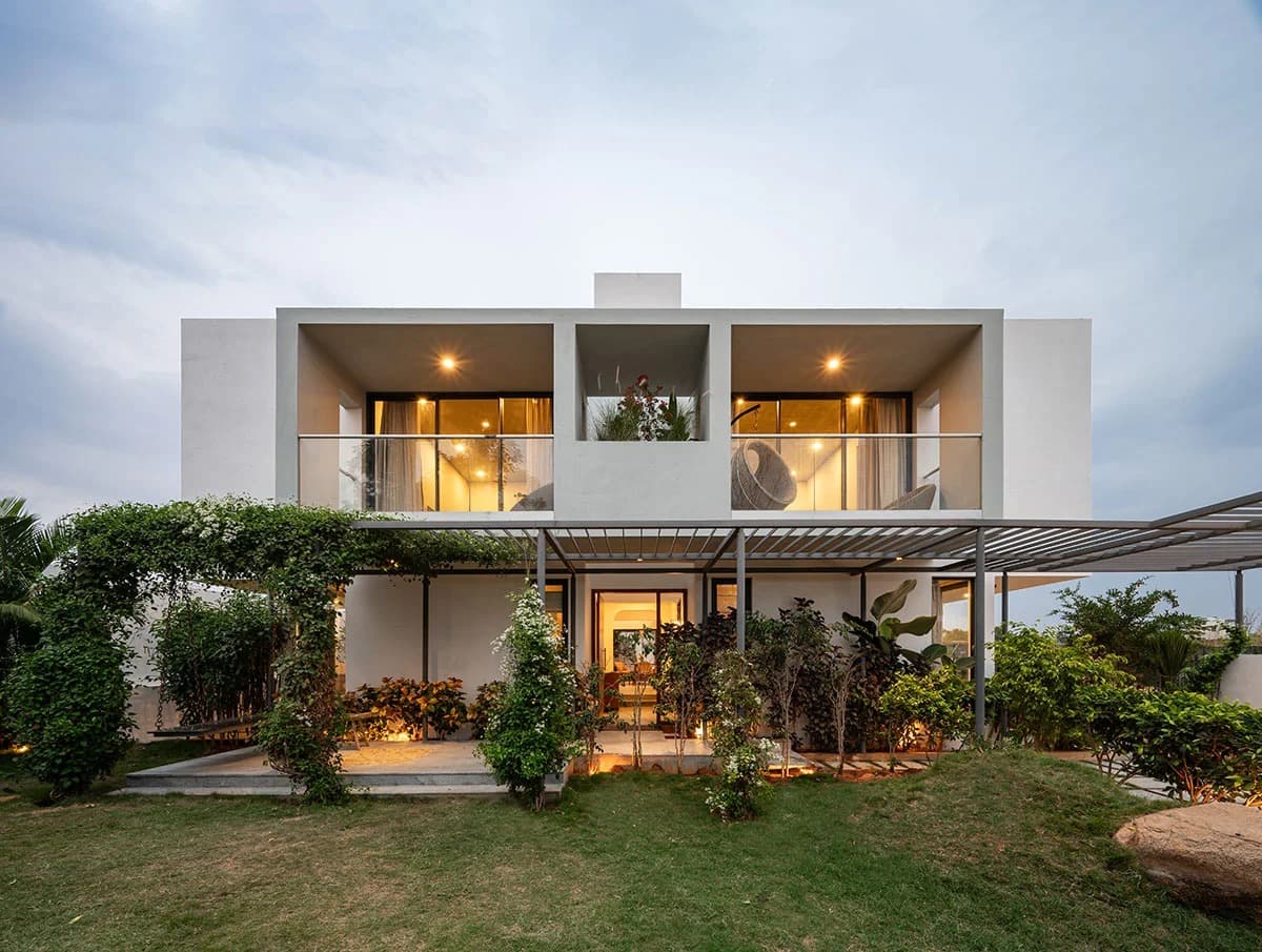 The White House, Bengaluru — 12
